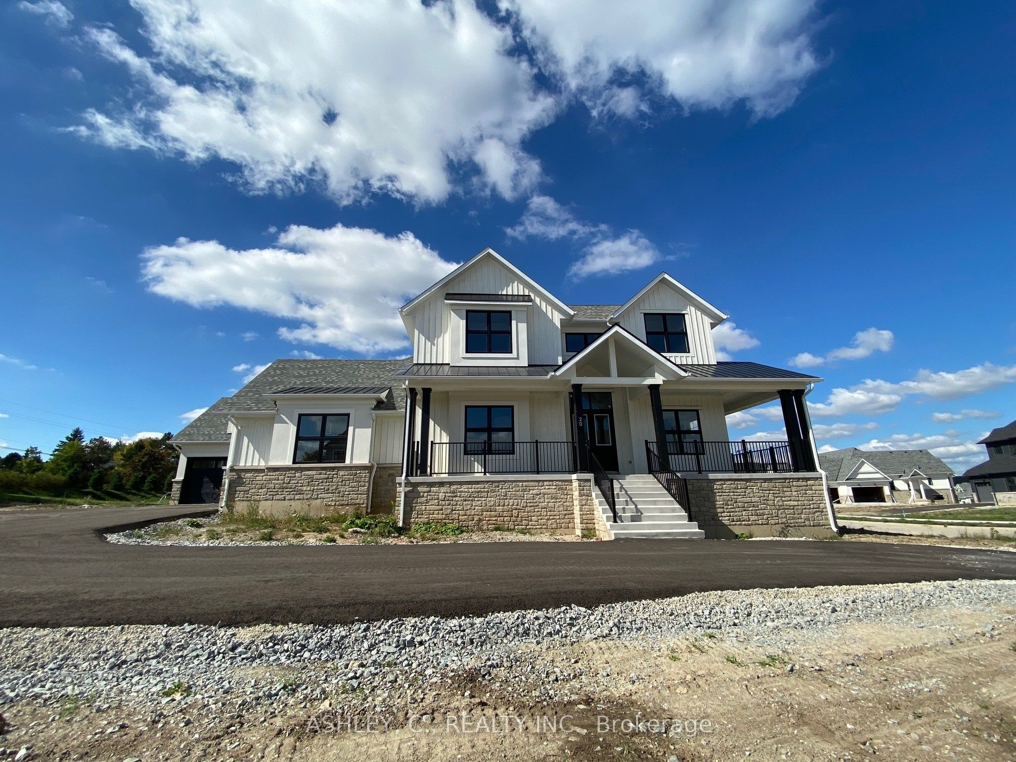 20 Chinaberry Road, Caledon, ON, L7K 2R7 photo 2
