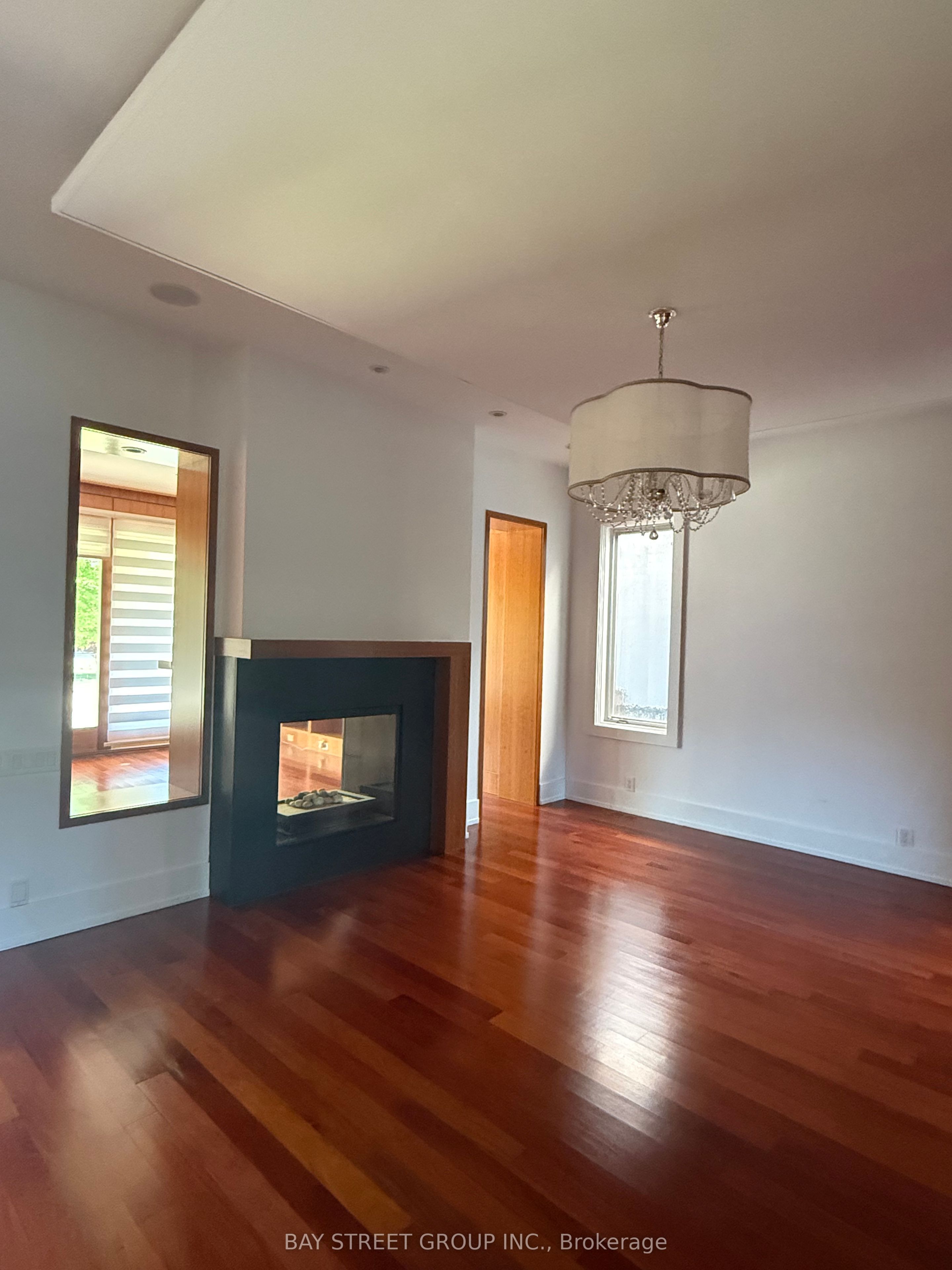 158 Munro Boulevard, Toronto, ON, M2P 1C8 photo 3