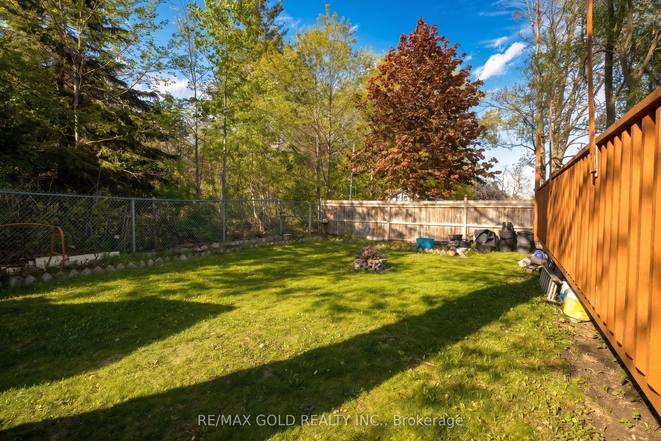 246 Edgehill Drive, Barrie, ON, L4N 7W9 photo 3