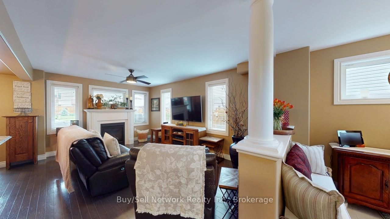 12 Summer Lane, Peterborough, ON, K9L 0G4 photo 4