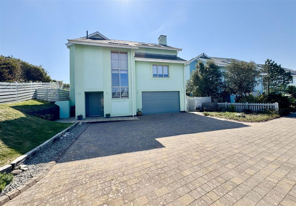 Additional image 25 of 4 bed detached house for sale12 Innes Estate, Pwllheli LL53