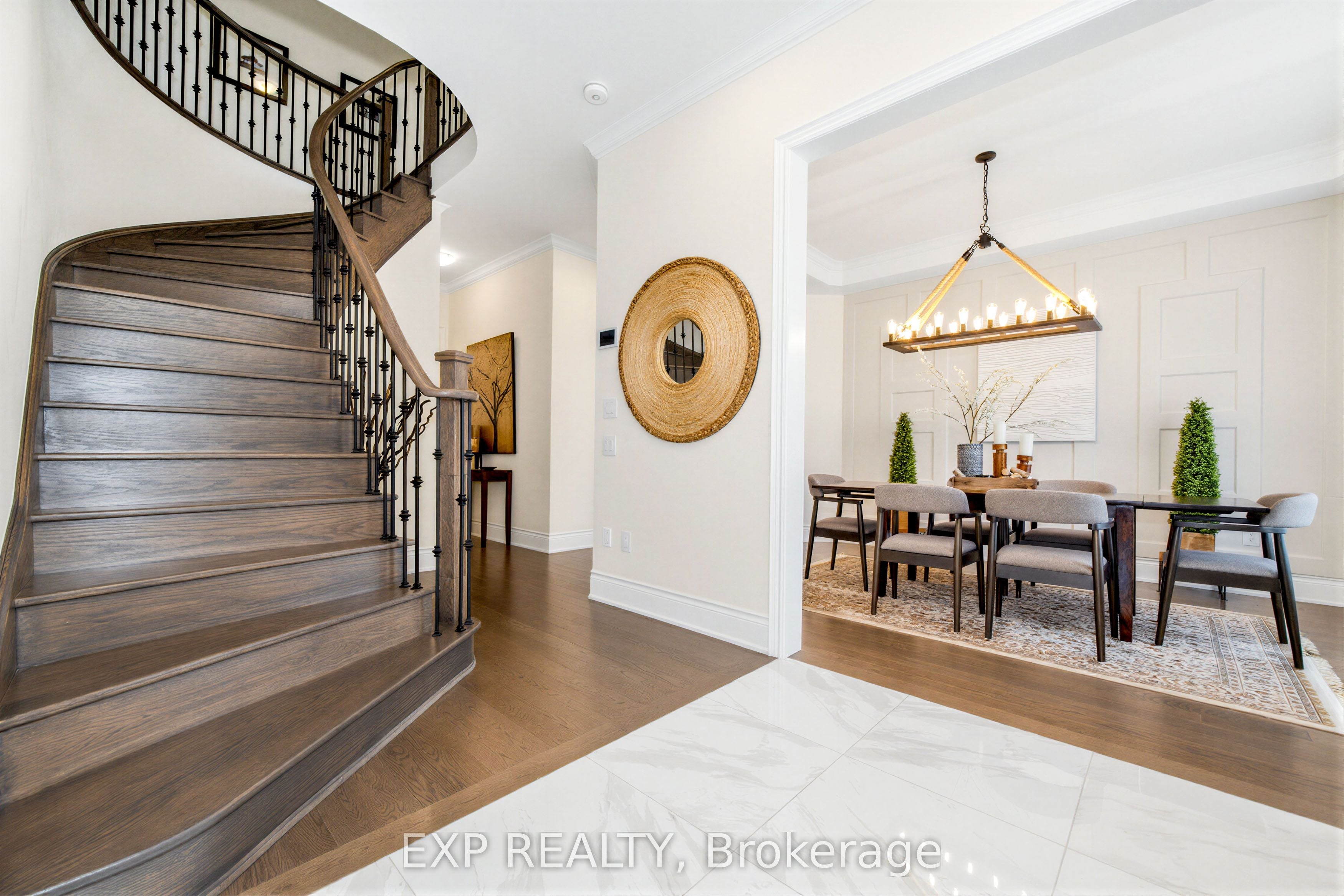 130 Drizzel Crescent, Richmond Hill, ON, L4E 1G8 photo 5