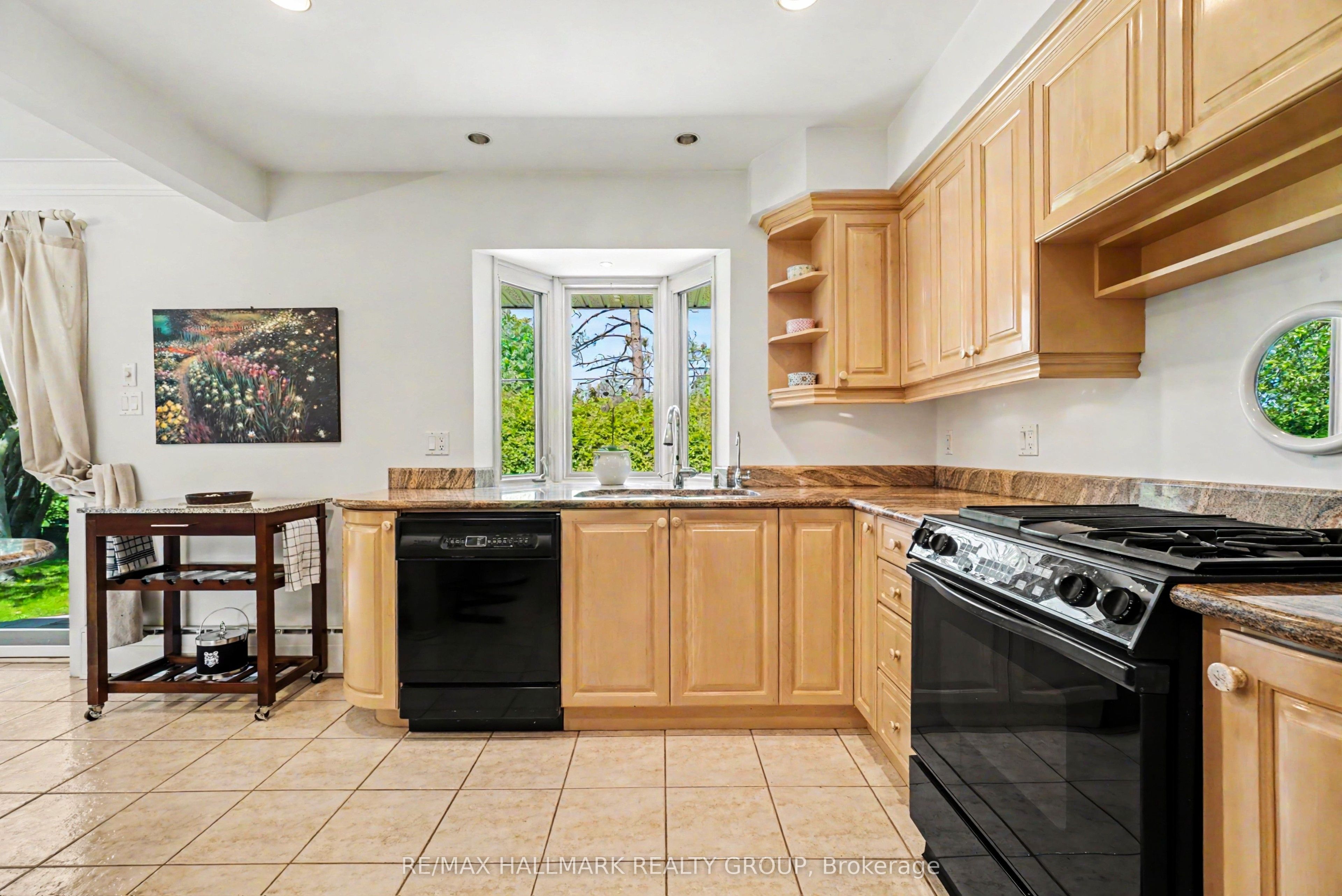 Additional image 6 of 2009 Killarney Drive, Ottawa, ON, K2A 1P9