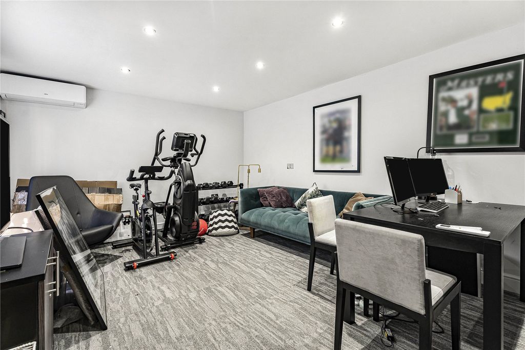 Additional image 22 of 4 bed detached house for saleThe Warren, Radlett, Hertfordshire WD7