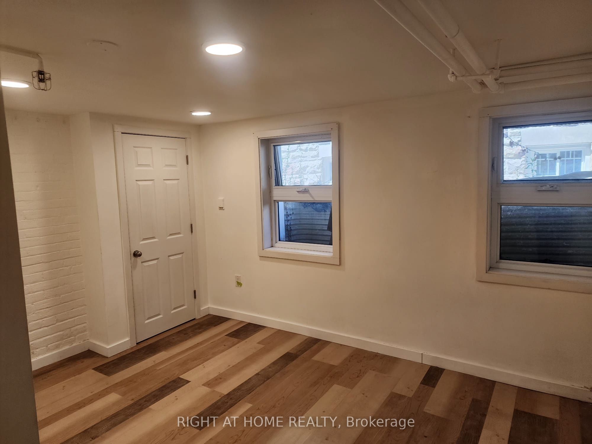 unit B2-32 High Park Blvd Boulevard, Toronto, ON, M6R 1M7