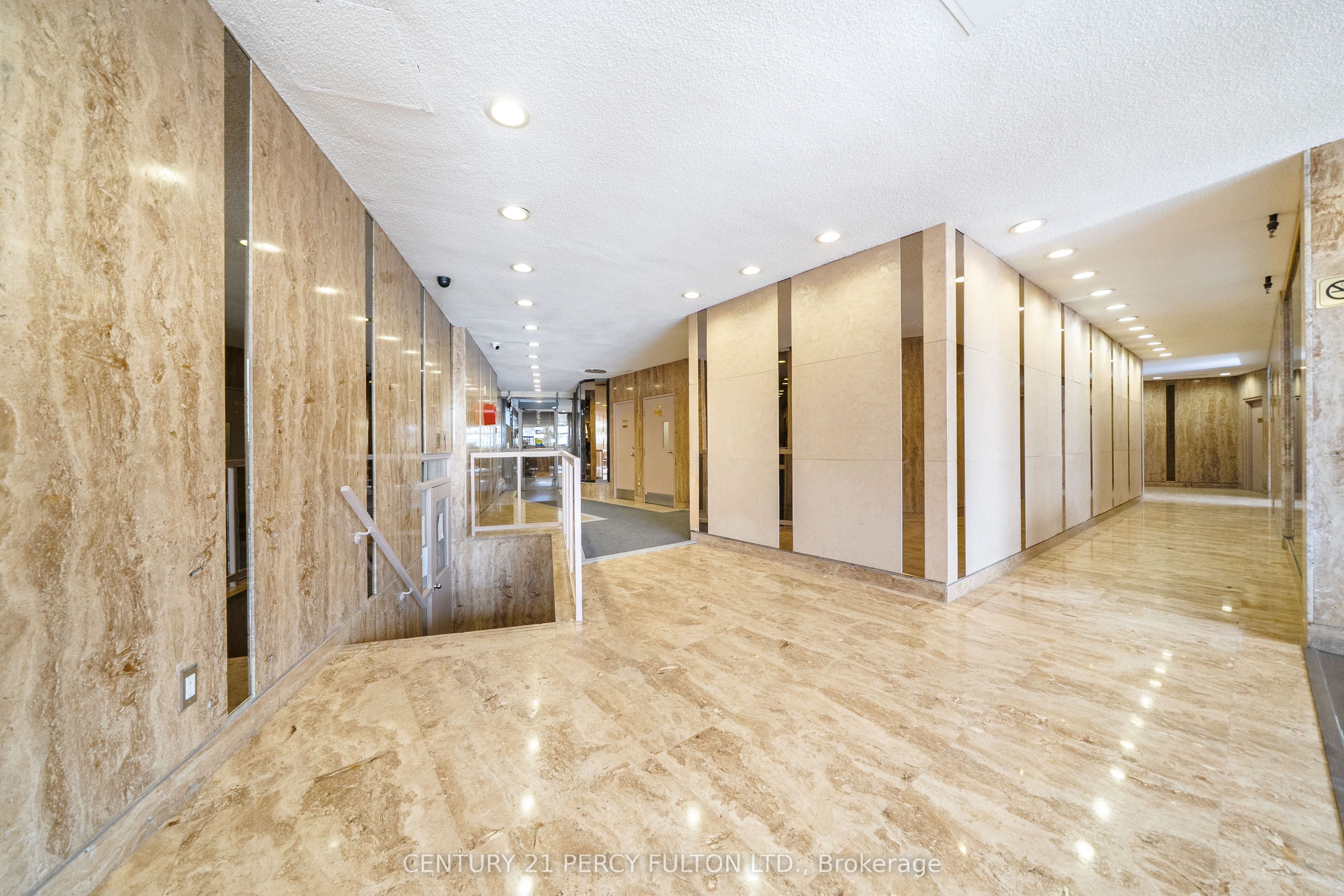 Additional image 6 of PH 12-11 Wincott Drive, Toronto, ON, M9R 2R9