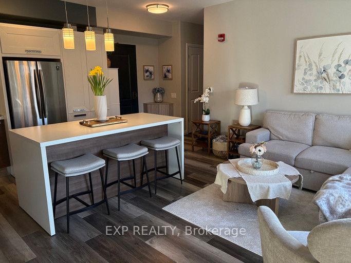 Additional image 3 of 209-6479 Montrose Road, Niagara Falls, ON, L2H 1M1