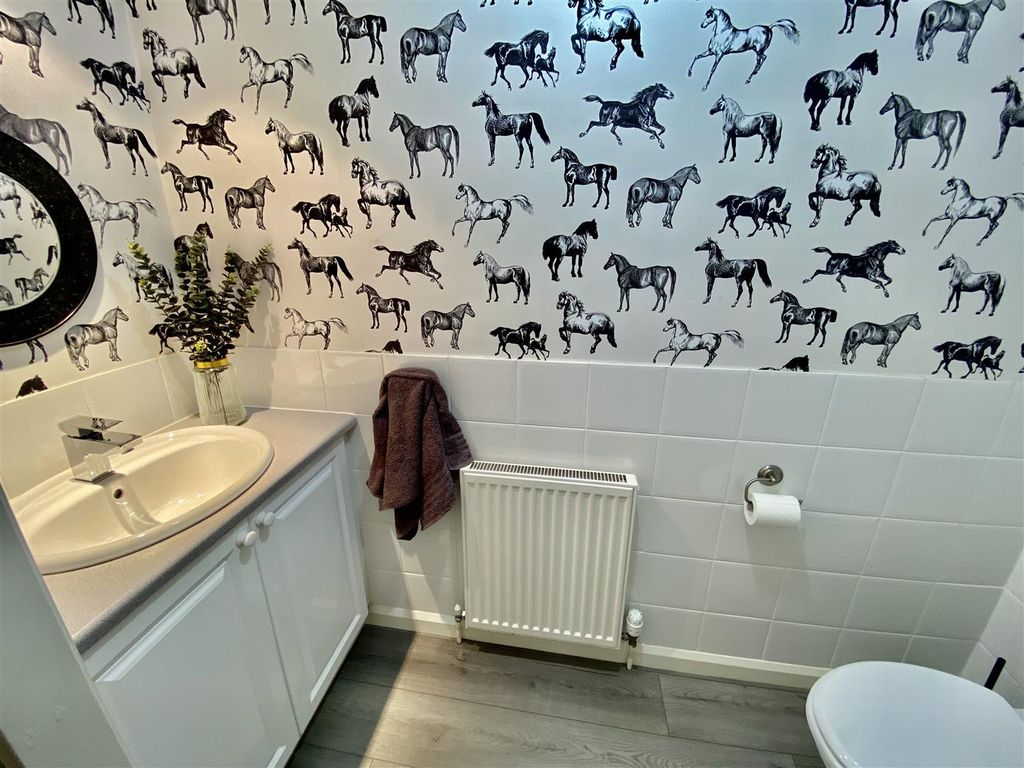 Additional image 19 of 5 bed town house for saleVictoria Parade, Pwllheli LL53