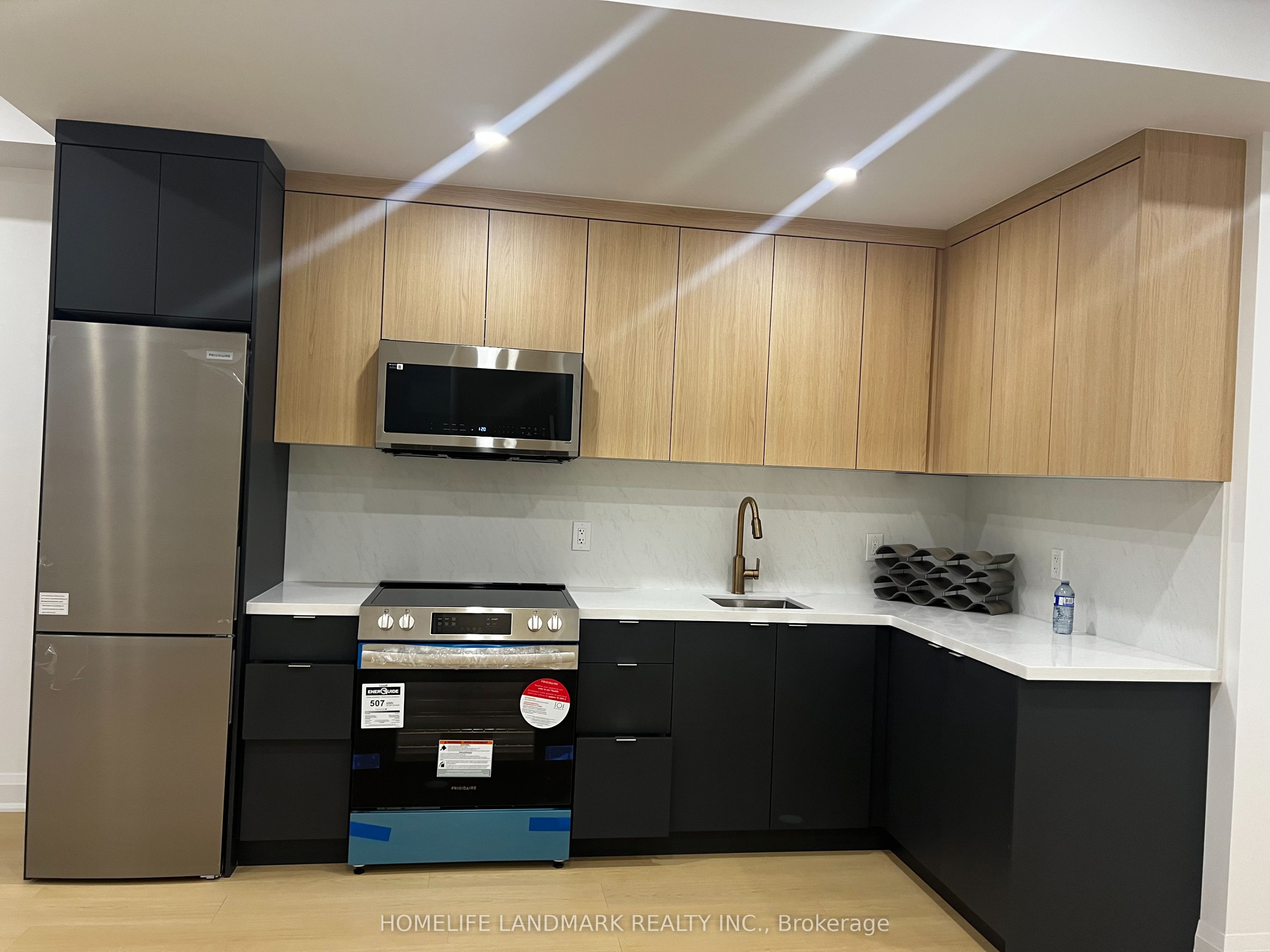 Additional image 3 of BSMT-94 Carnegie Drive, Oakville, ON, L6H 0W1