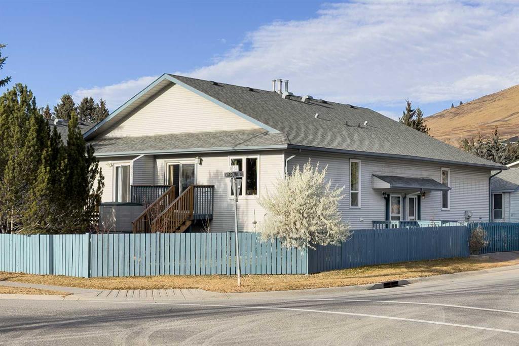 2-532 First Street Street E, Cochrane, AB, T4C 1C5