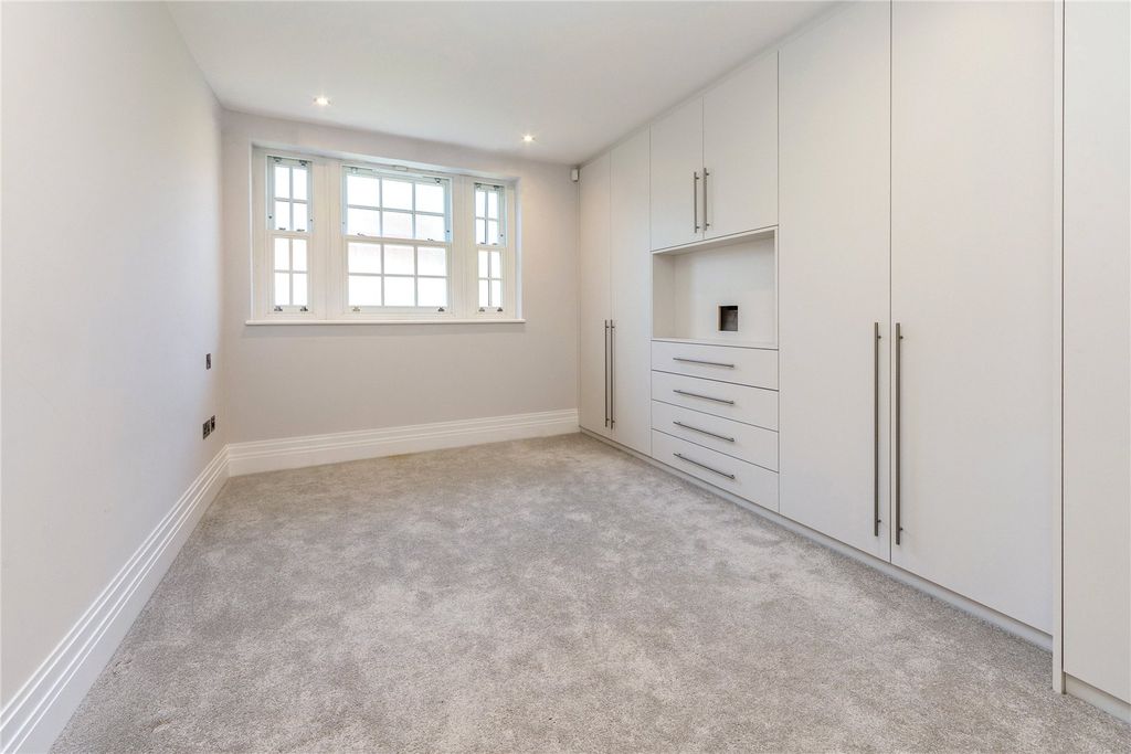 Additional image 15 of 2 bed flat for saleWatford Road, Radlett, Hertfordshire WD7