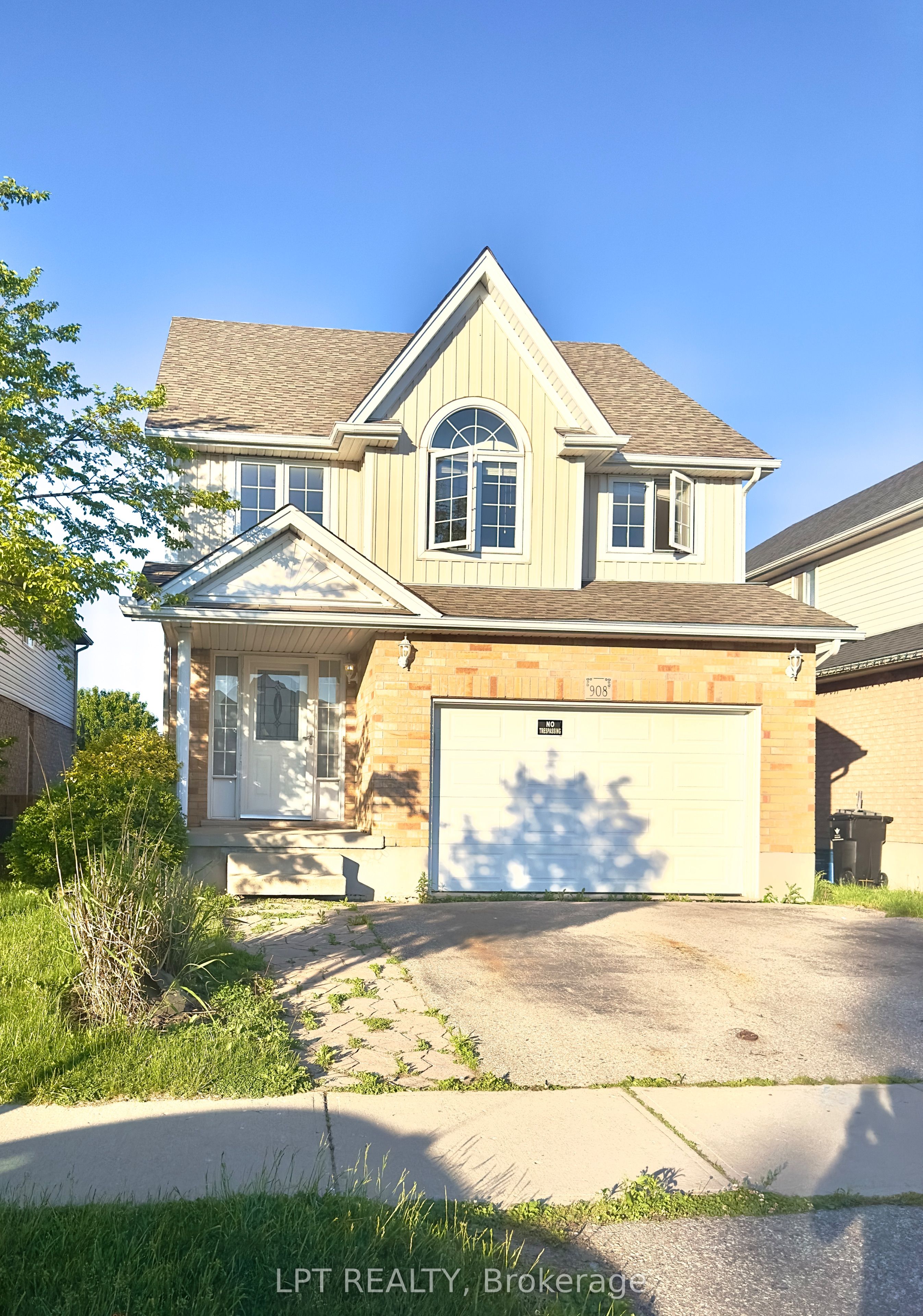 908 Copper Leaf Crescent, Kitchener, ON, N2E 3W1 photo 2
