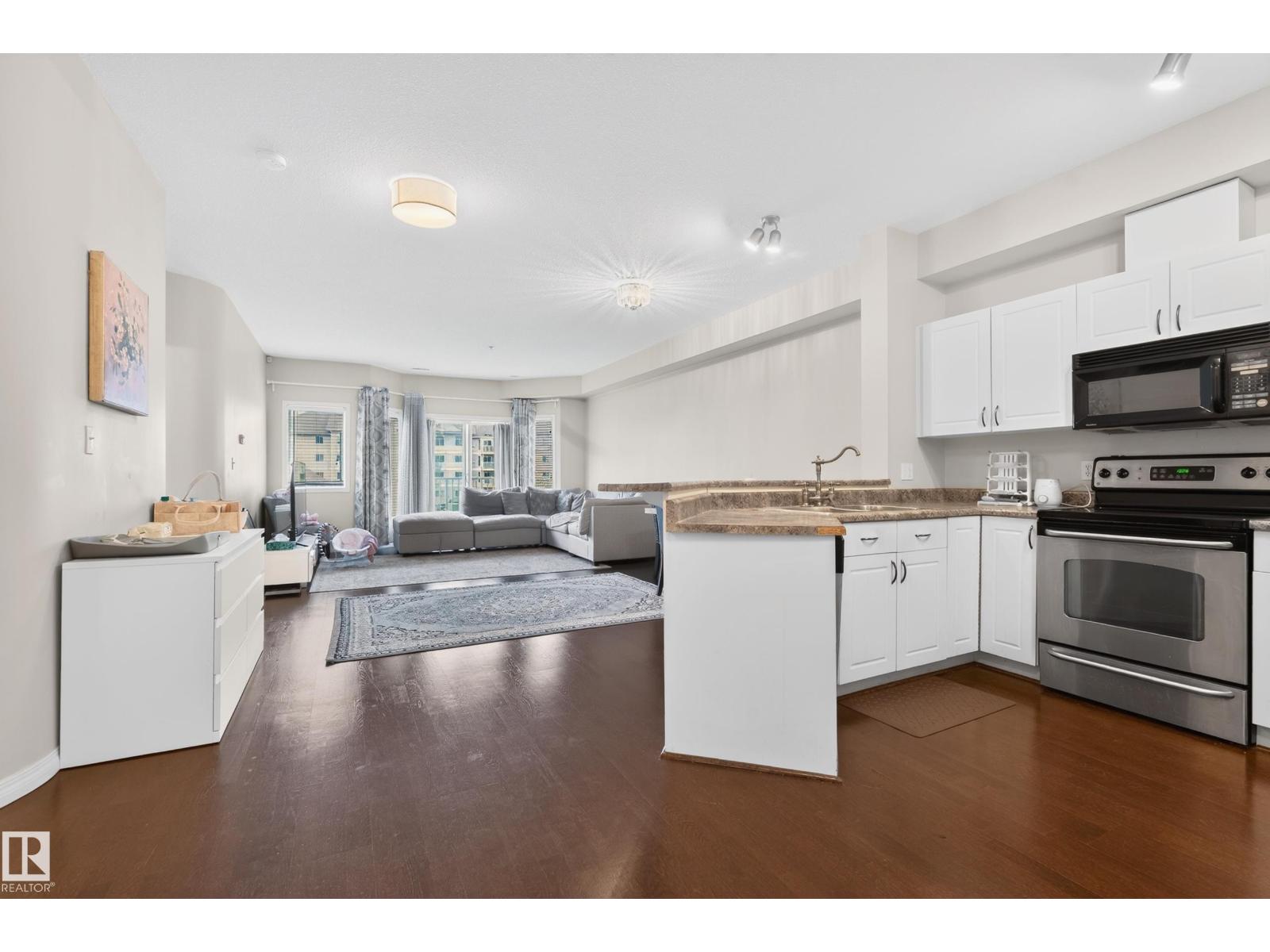 226-4304 139 Avenue NW, Edmonton, AB, T5Y0H6