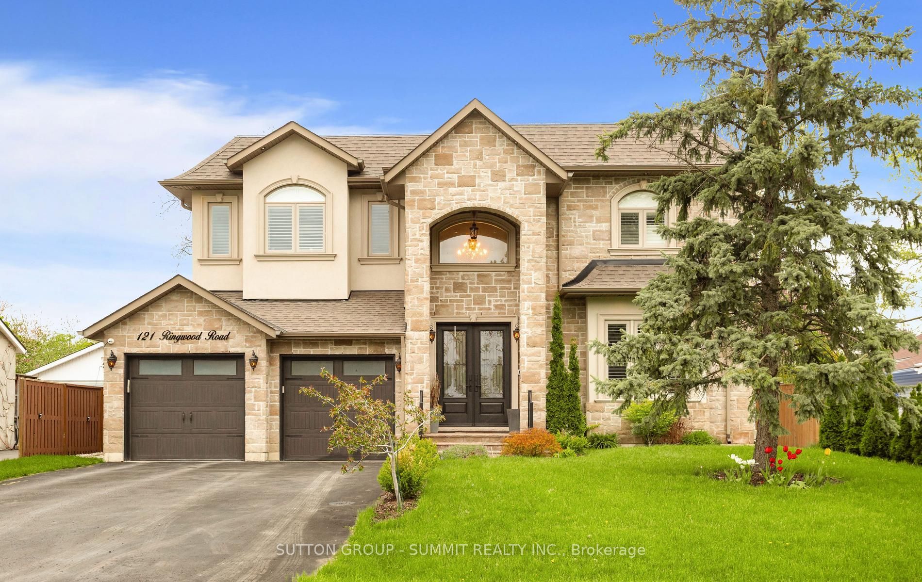 121 Ringwood Road, Oakville, ON, L6H 1K3