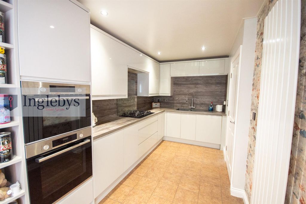 Additional image 9 of 4 bed property for saleDalton Court, Redcar TS10