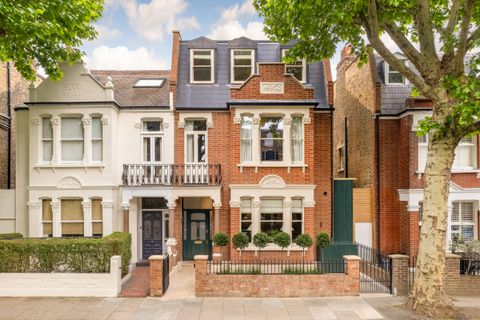 Doneraile Street, Fulham, London SW6