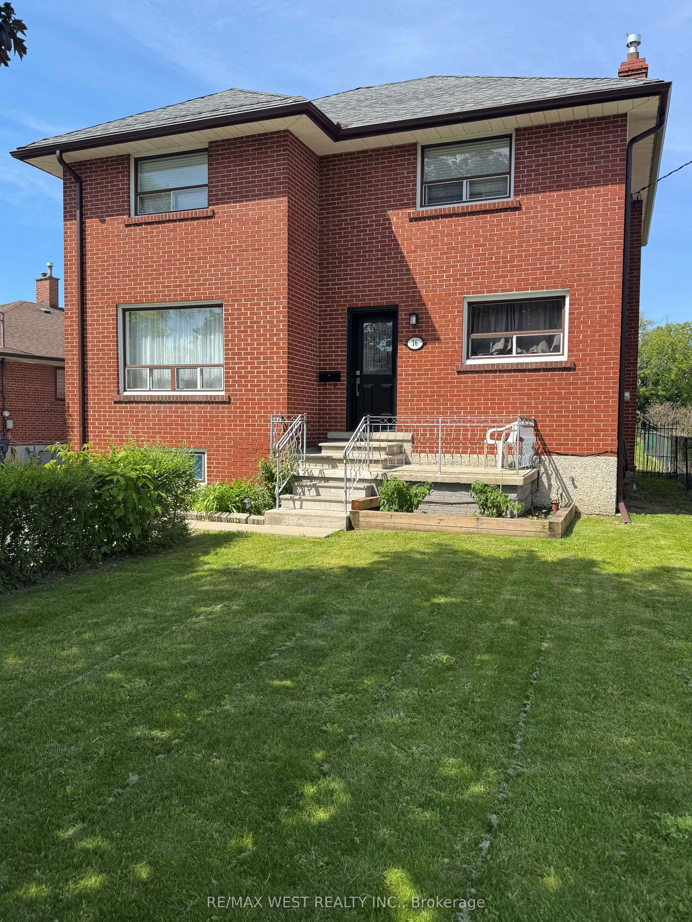 Additional image 3 of 16 Upwood Avenue, Toronto, ON, M6L 3A5