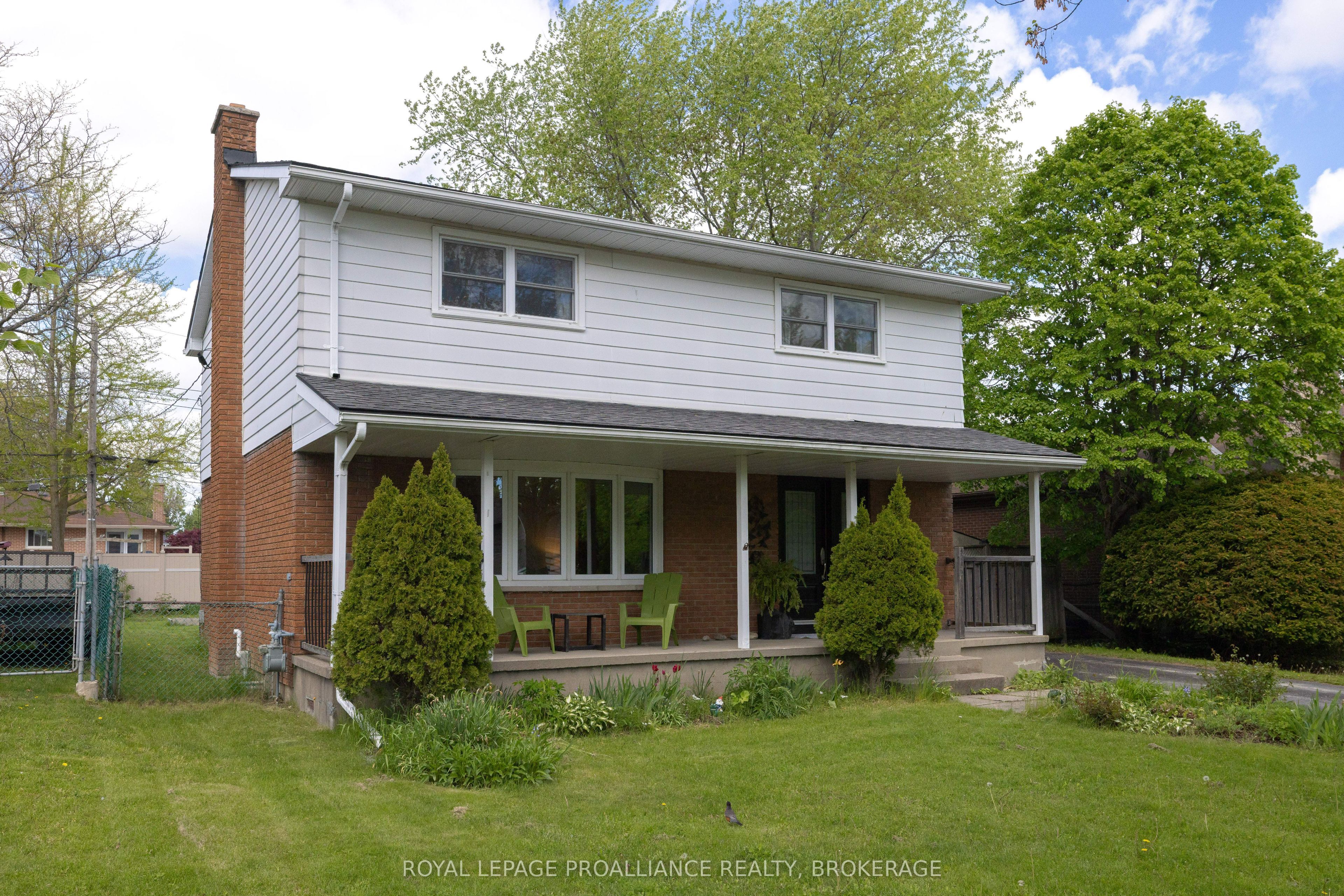 102 Herchmer Crescent, Kingston, ON, K7M 2V9 photo 2
