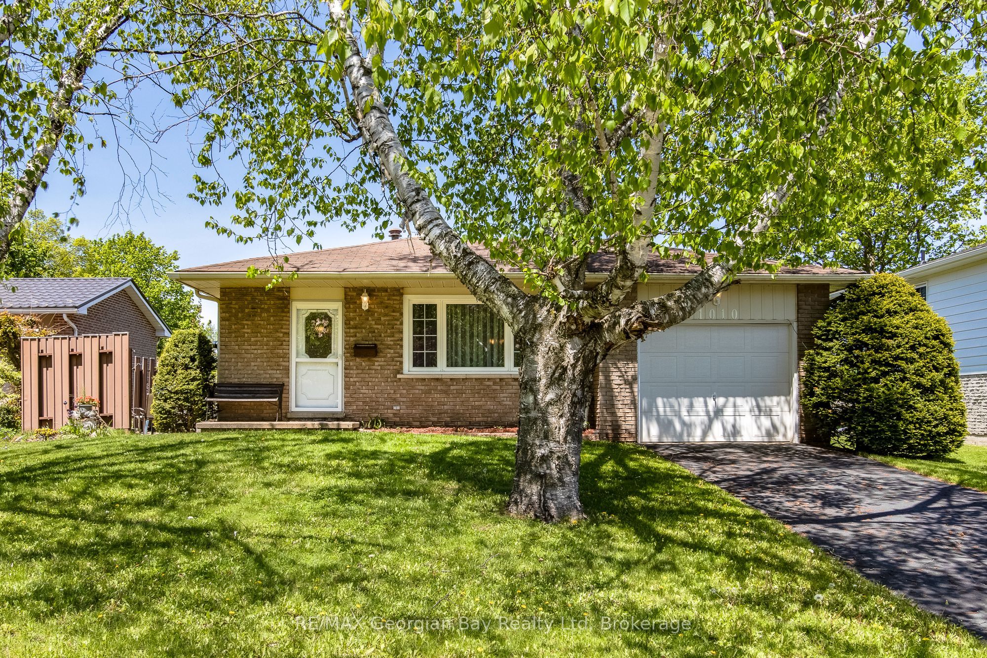 1010 Glen Eagles Crescent, Midland, ON, L4R 2R1