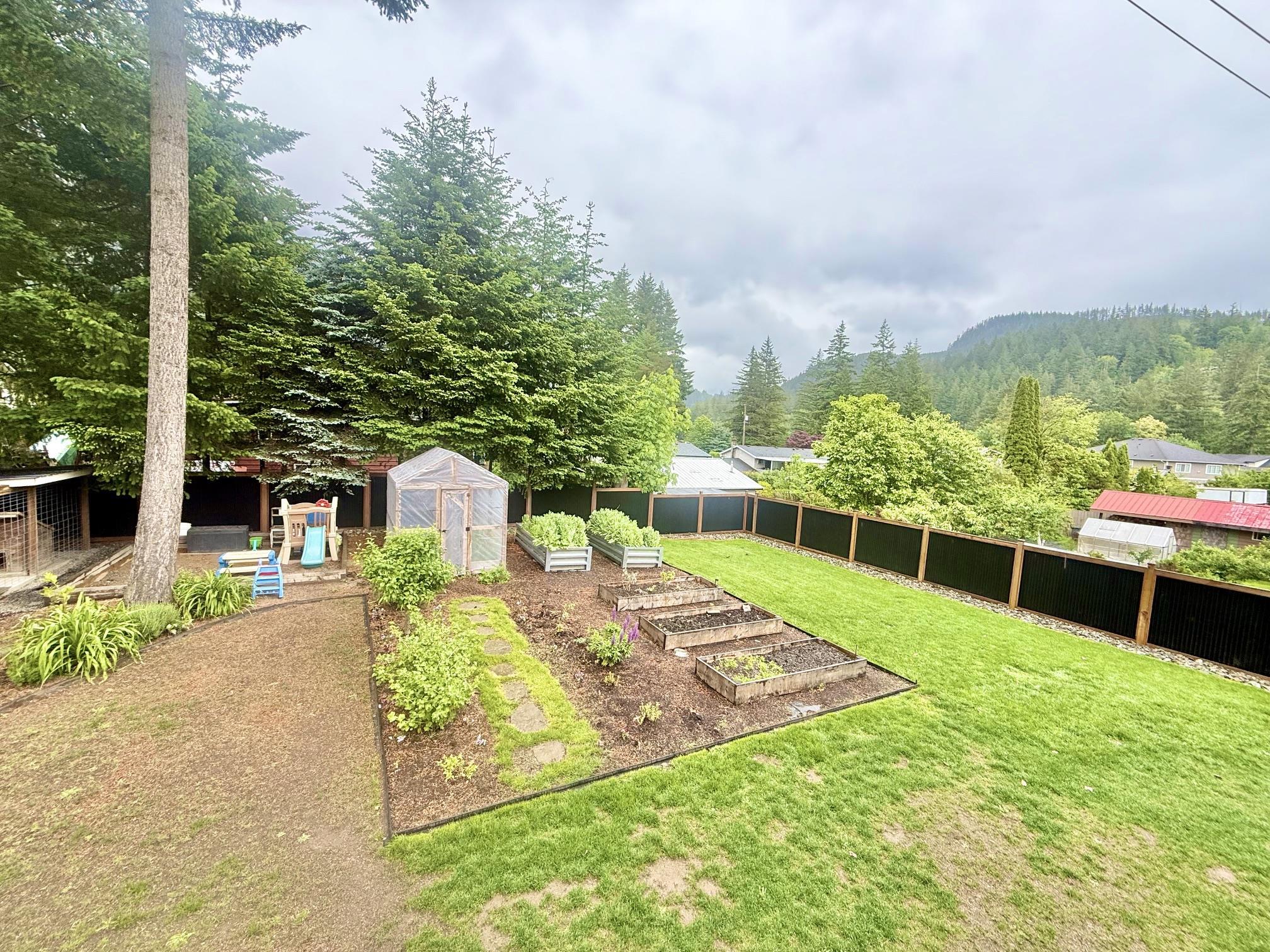 Additional image 2 of 21224 Mountview Crescent, Hope, BC, V0X 1L1