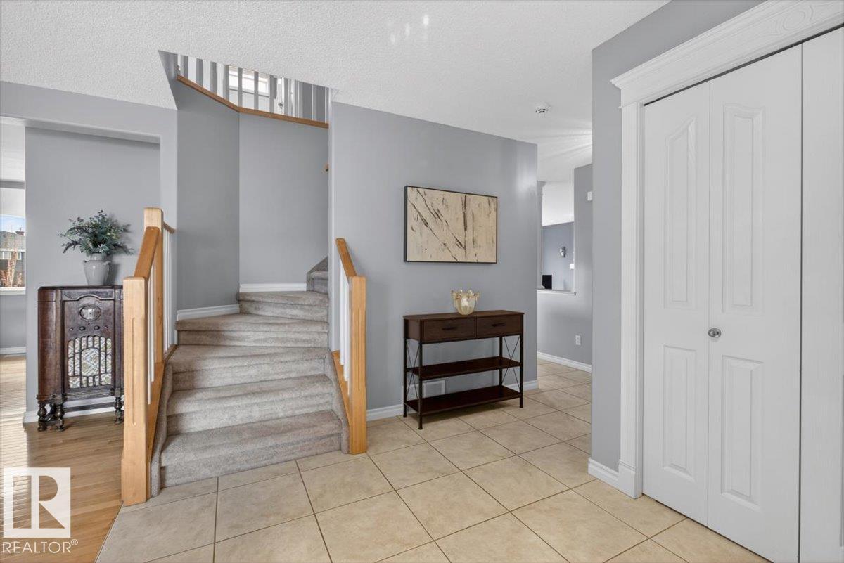 1358 118a Street NW, Edmonton, AB, T6J7G2 photo 3