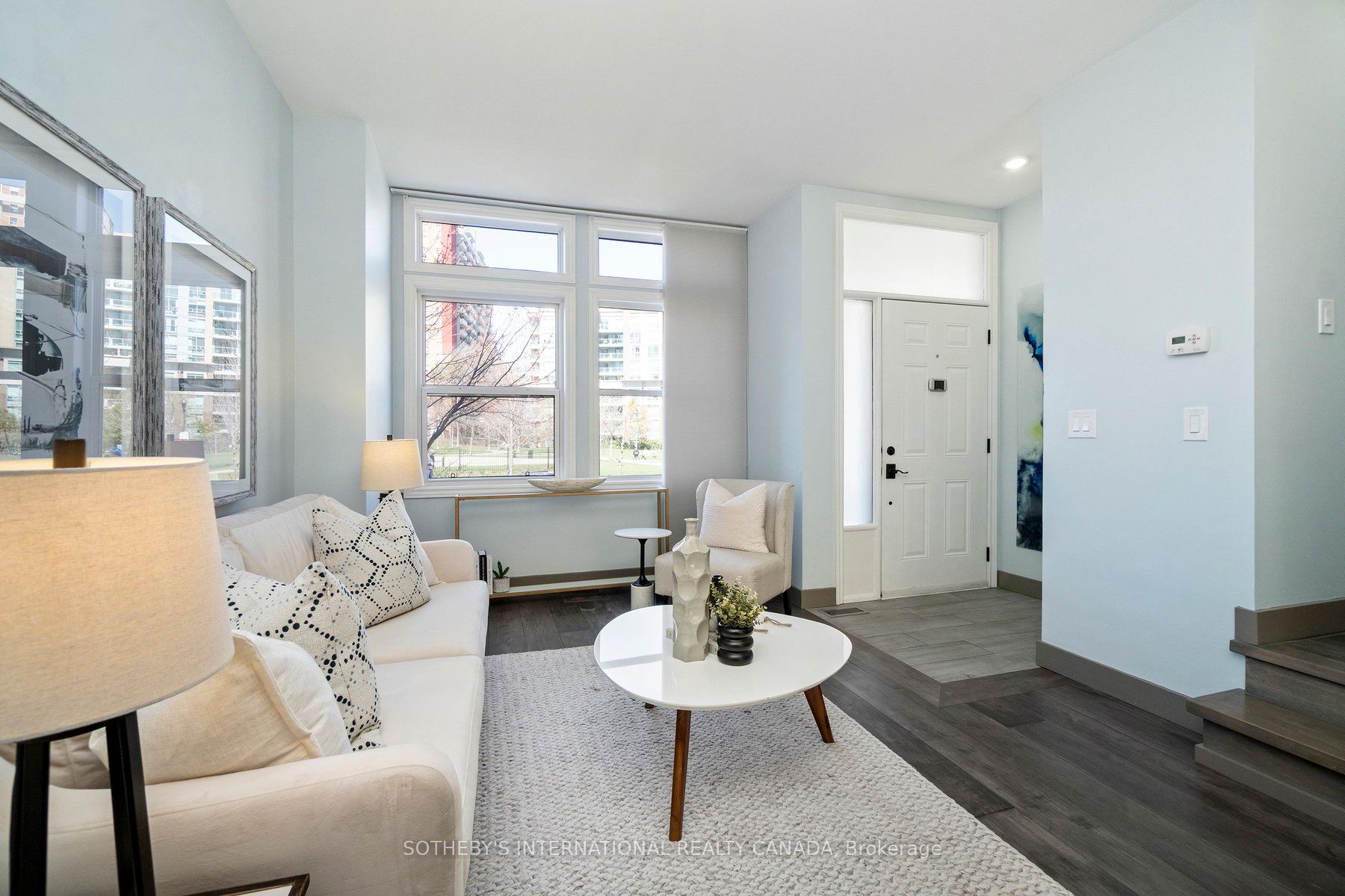 30 Michael Power Place, Toronto, ON, M9A 5G9 photo 4