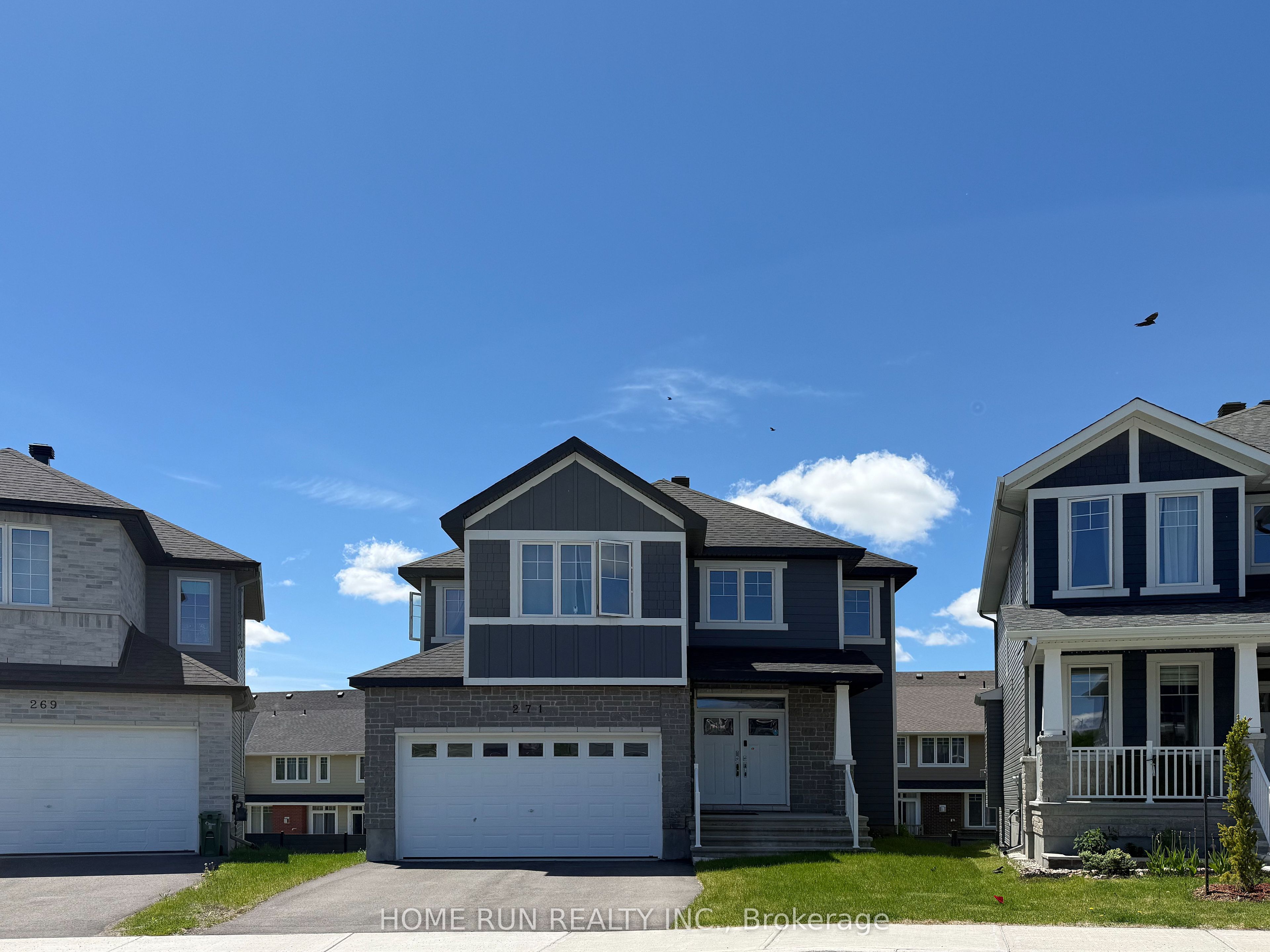 Additional image 2 of 271 Ketchikan Crescent, Ottawa, ON, K2T 0S2