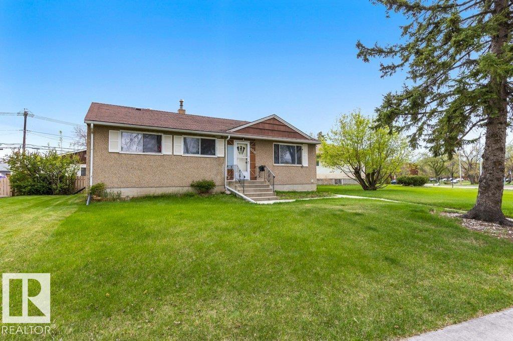13218 116 Avenue NW, Edmonton, AB, T5M3E2 photo 2