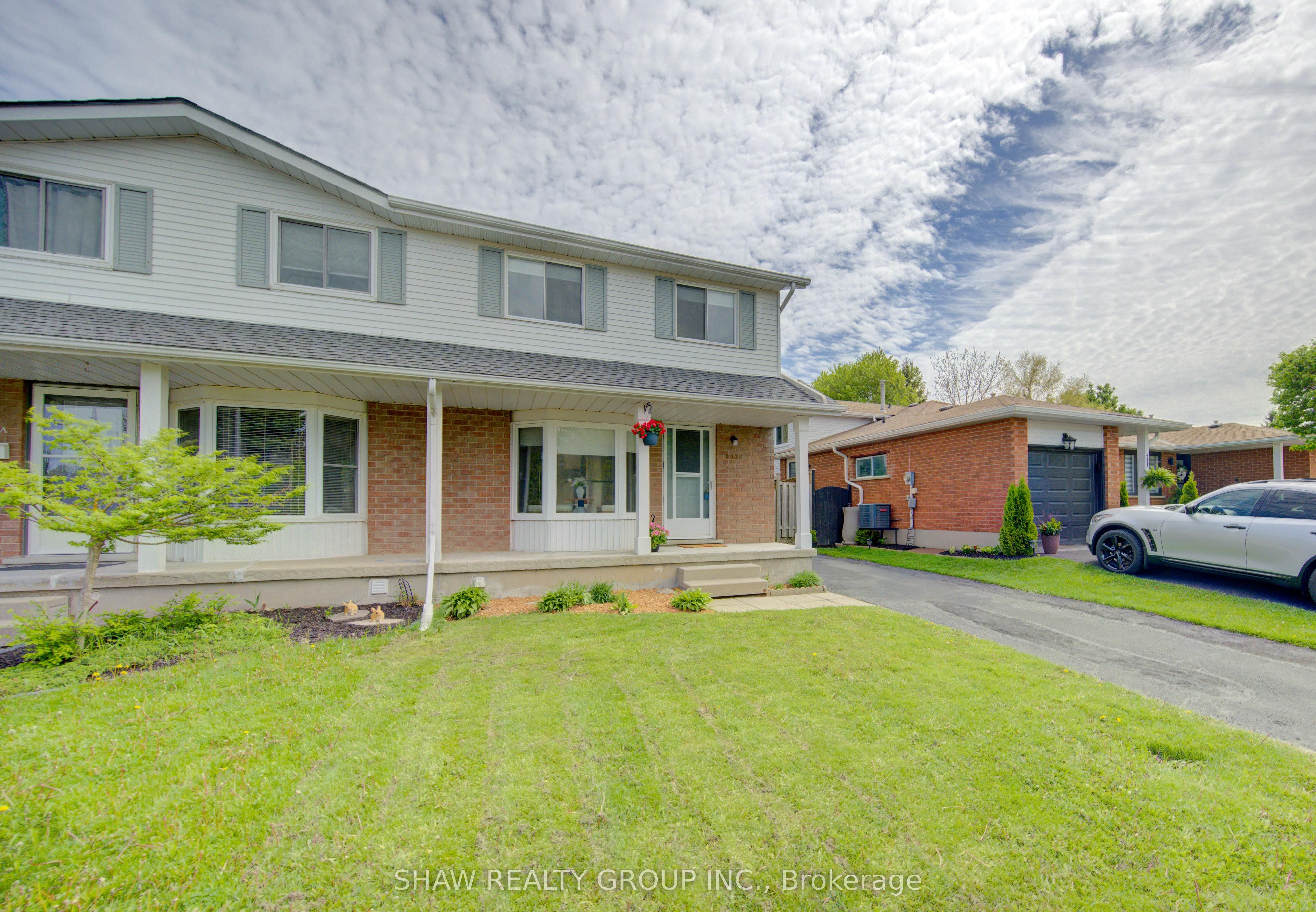 Additional image 4 of B-603 Pinerow Crescent, Waterloo, ON, N2T 2K6
