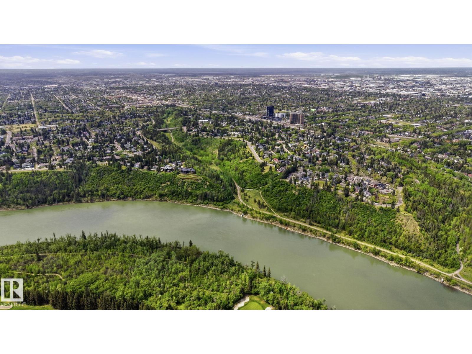 13838 Ravine Drive NW, Edmonton, AB, T5N3M1 photo 5