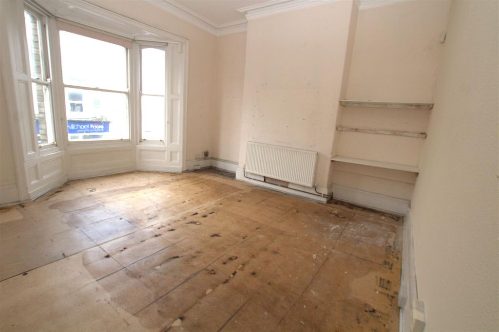 Additional image 13 of 6 bed terraced house for saleStation Road, Redcar TS10