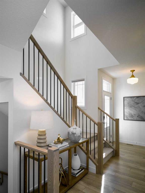 90 Silver Spruce Road SW, Calgary, AB, T2X 6A7 photo 2