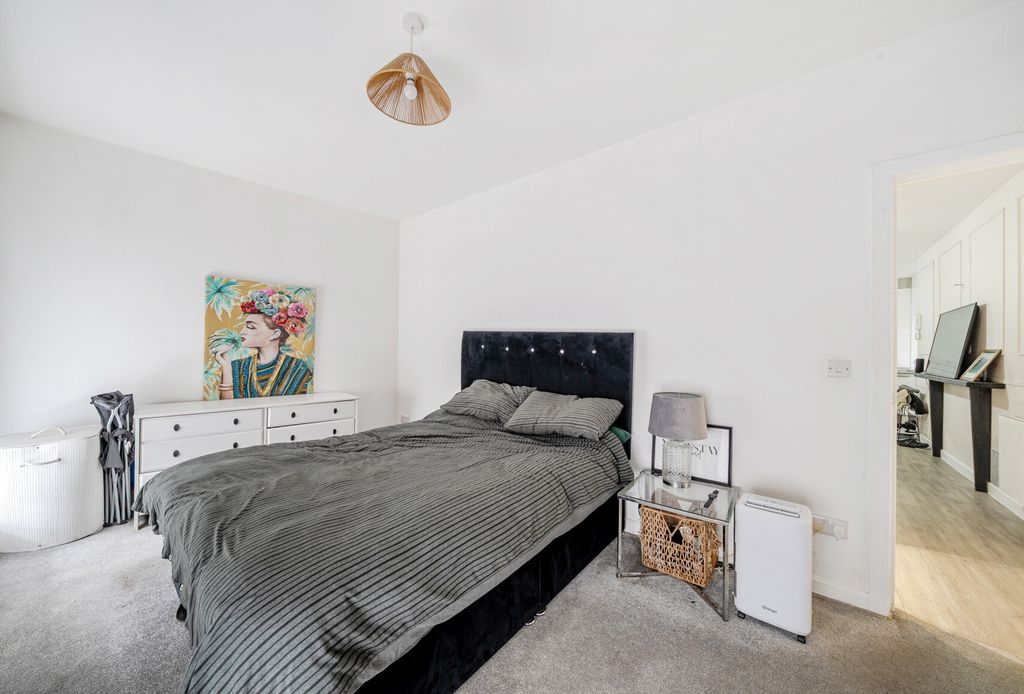 Additional image 11 of 1 bed flat for saleThe Island, Midsomer Norton, Radstock, Somerset BA3