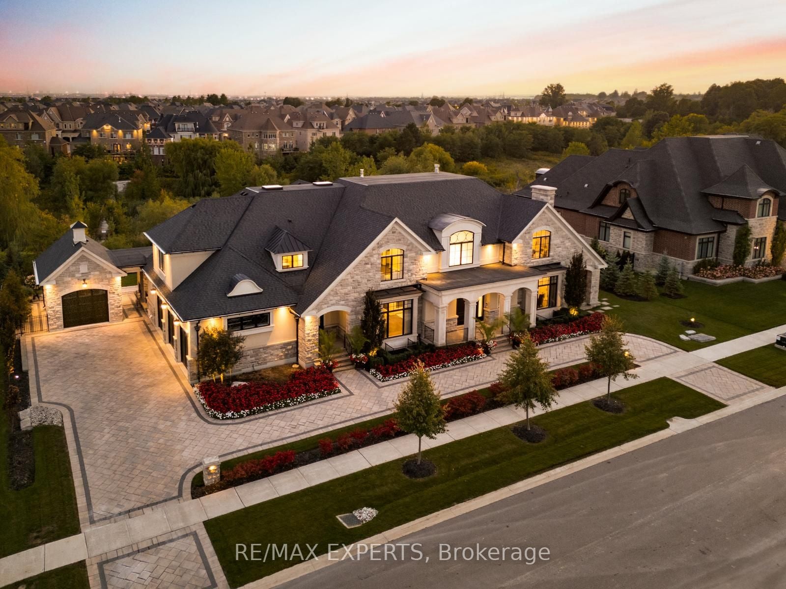 205 Northern Pines Boulevard, Vaughan, ON, L4H 4E5