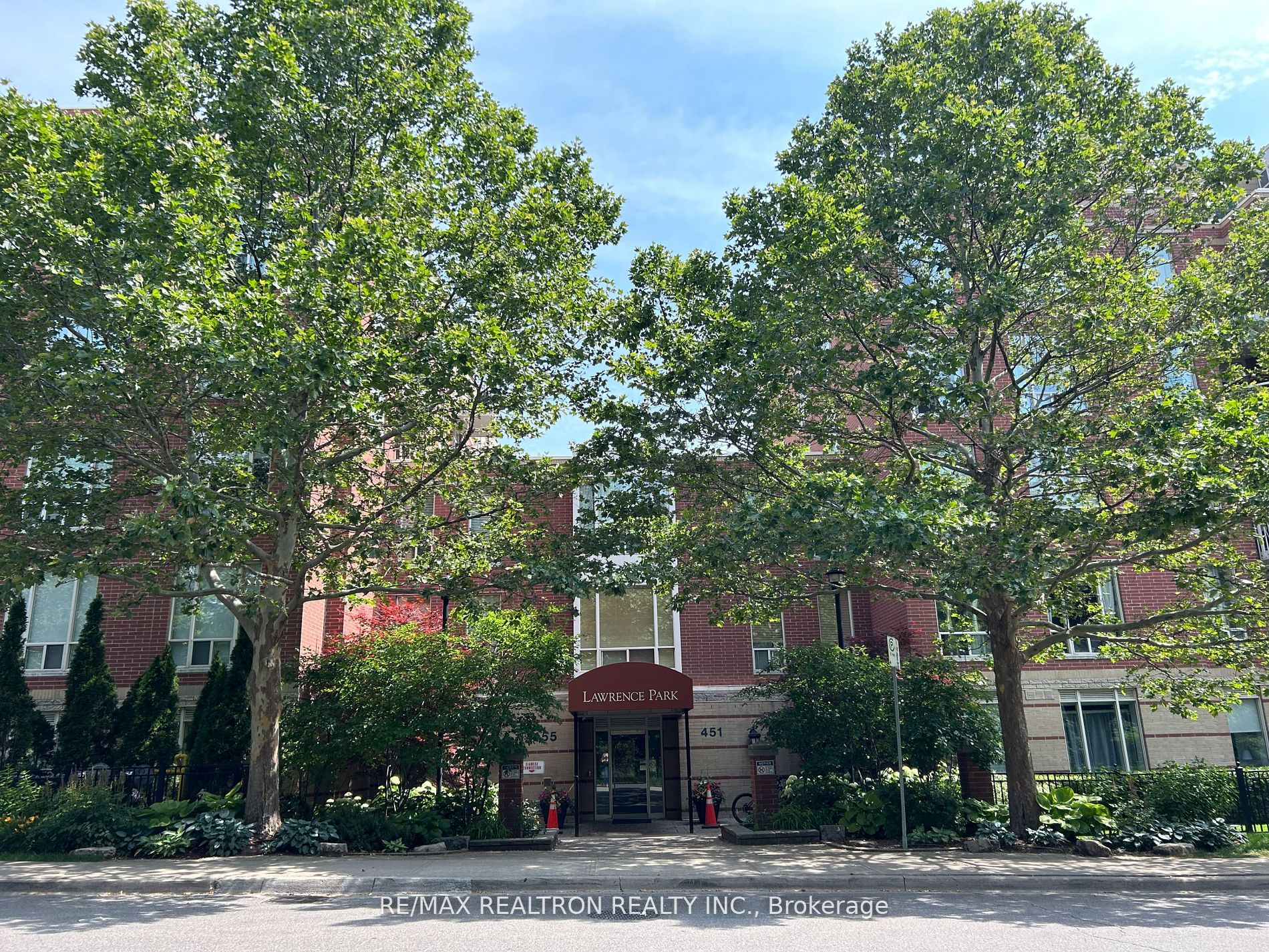 607-451 Rosewell Avenue, Toronto, ON, M4R 2H8