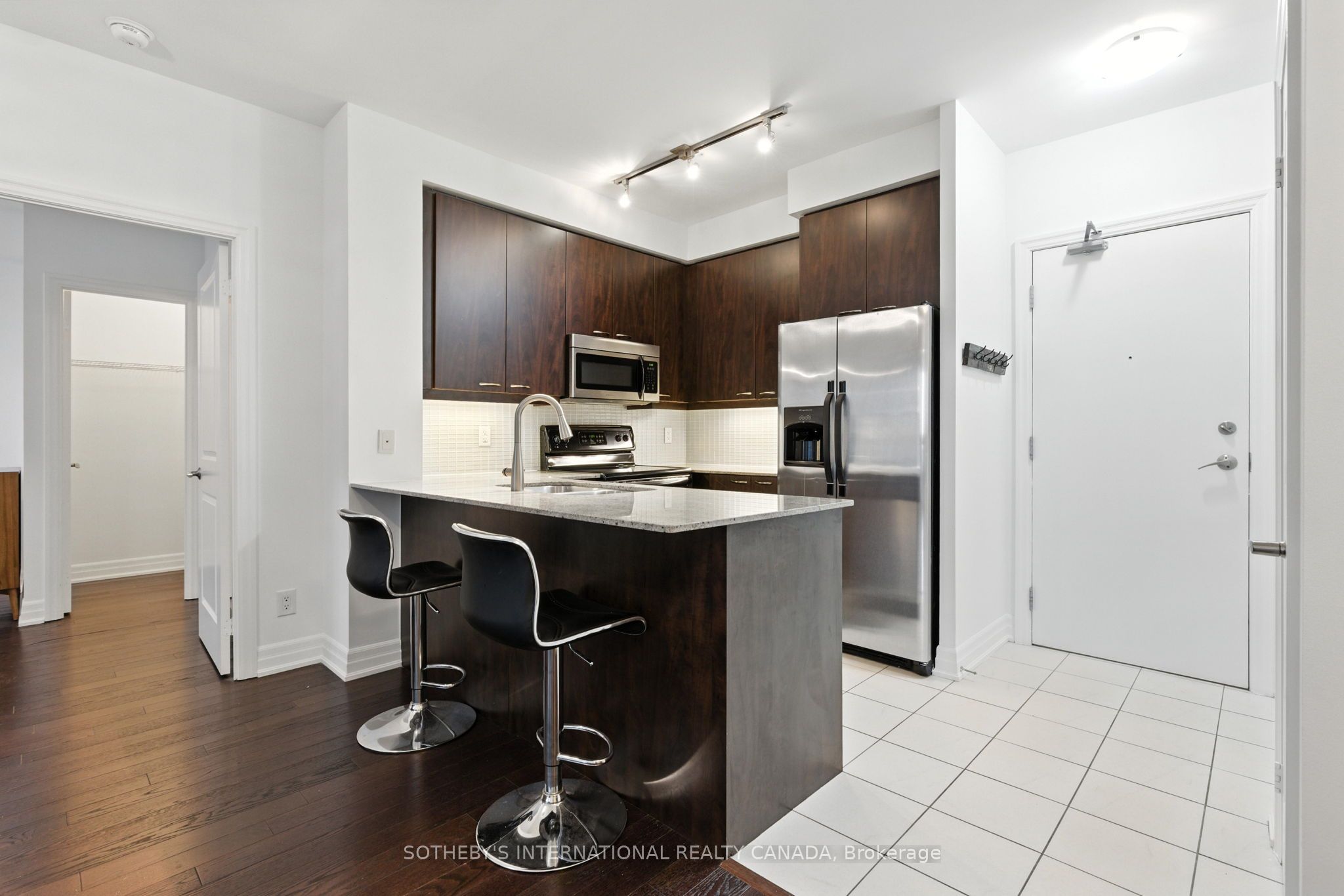 Additional image 3 of 502-500 St Clair Avenue W, Toronto, ON, M6C 1A8