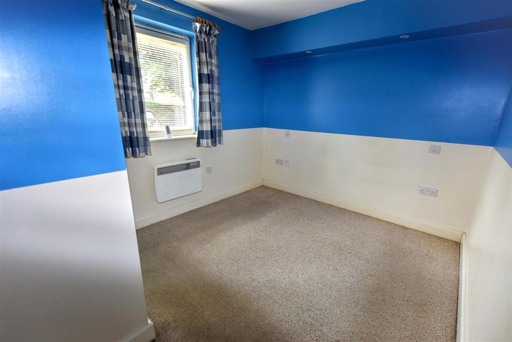 Additional image 9 of 1 bed flat for saleWhym Kibbal Court, Redruth TR15