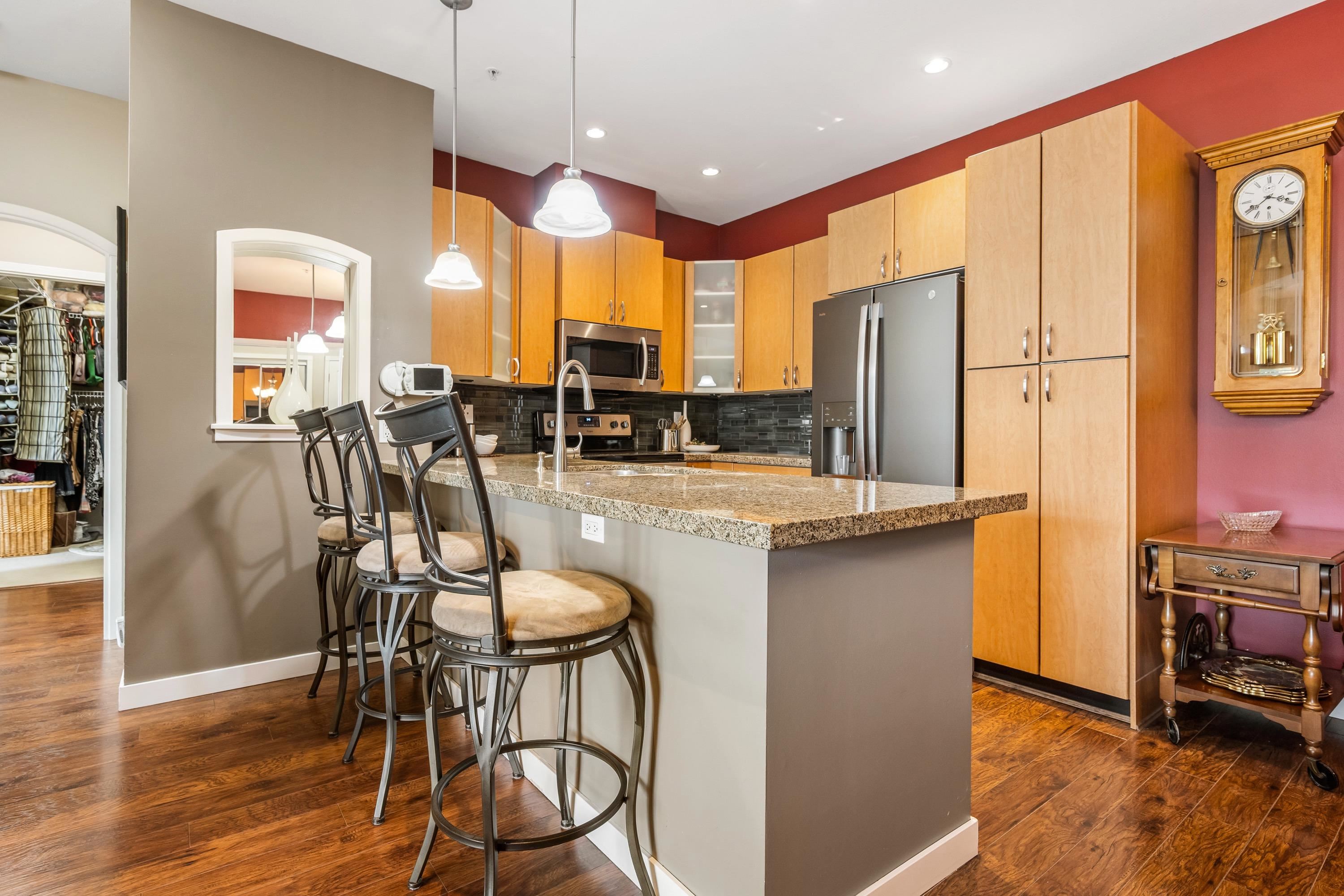 Additional image 4 of 315-33485 South Fraser Way, Abbotsford, BC, V2S 8P9