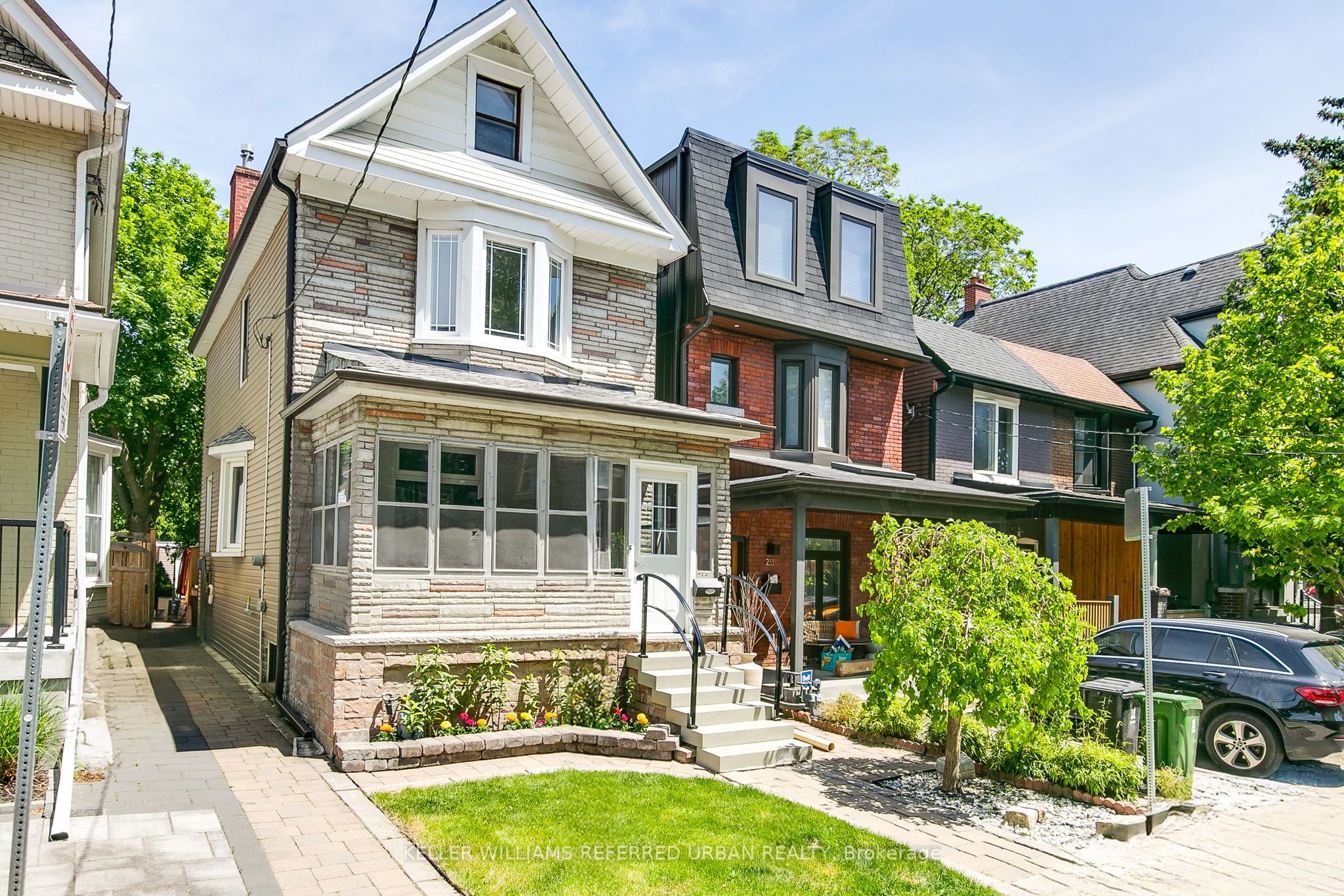 235 Bartlett Avenue, Toronto, ON, M6H 3G3 photo 2