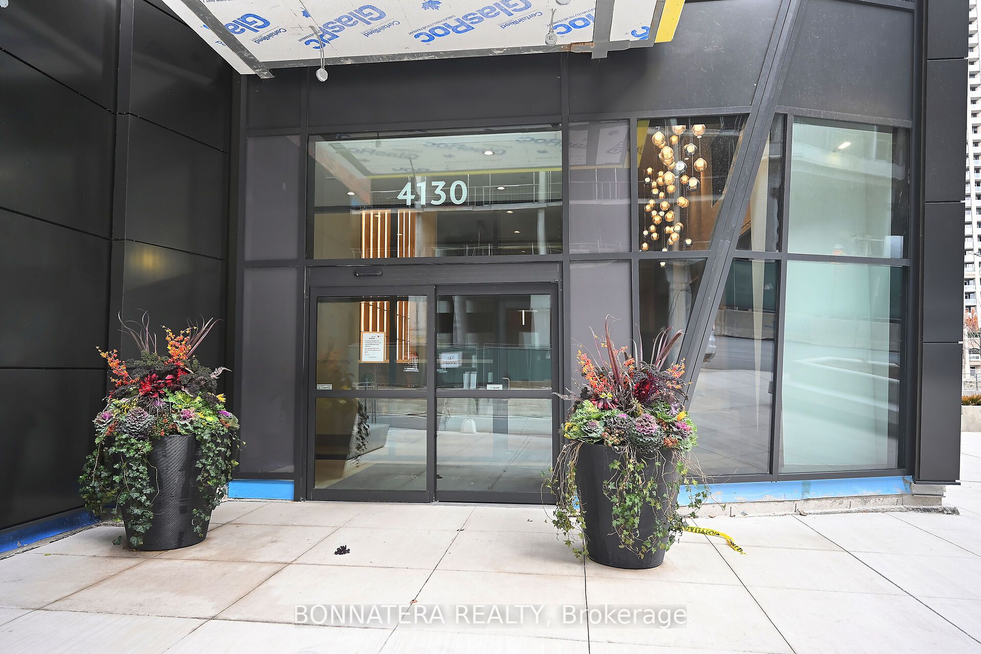 Additional image 2 of 1703-4130 Parkside Village Drive, Mississauga, ON, L5B 0L7