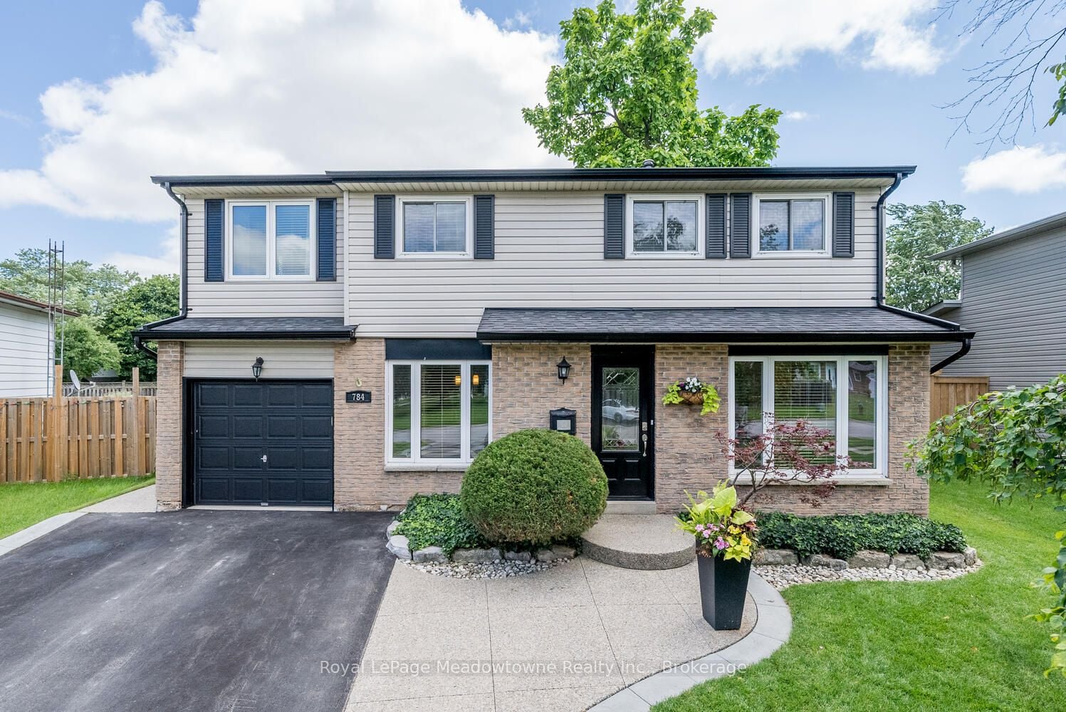 784 Graham Bell Court, Milton, ON, L9T 3T2 photo 2