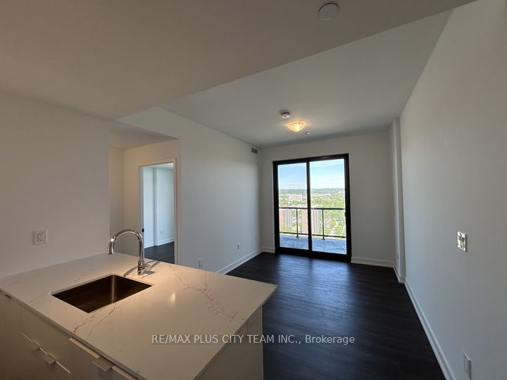 2301-2075 Lakeshore Road, Burlington, ON, L7R 0H3 photo 3