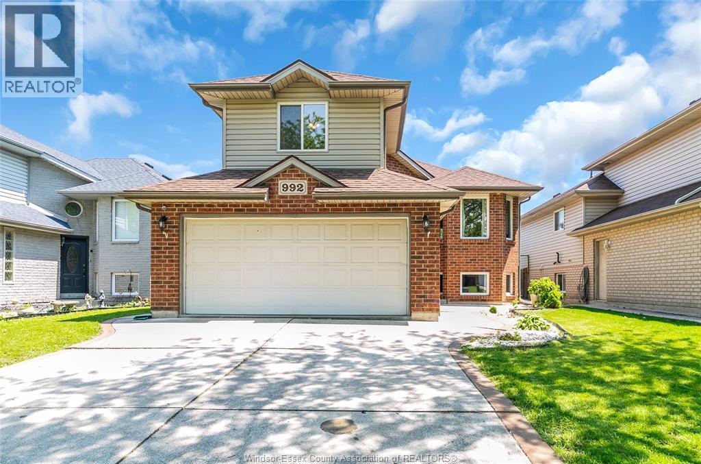 992 Whistler Court, Windsor, ON, N8P1L2