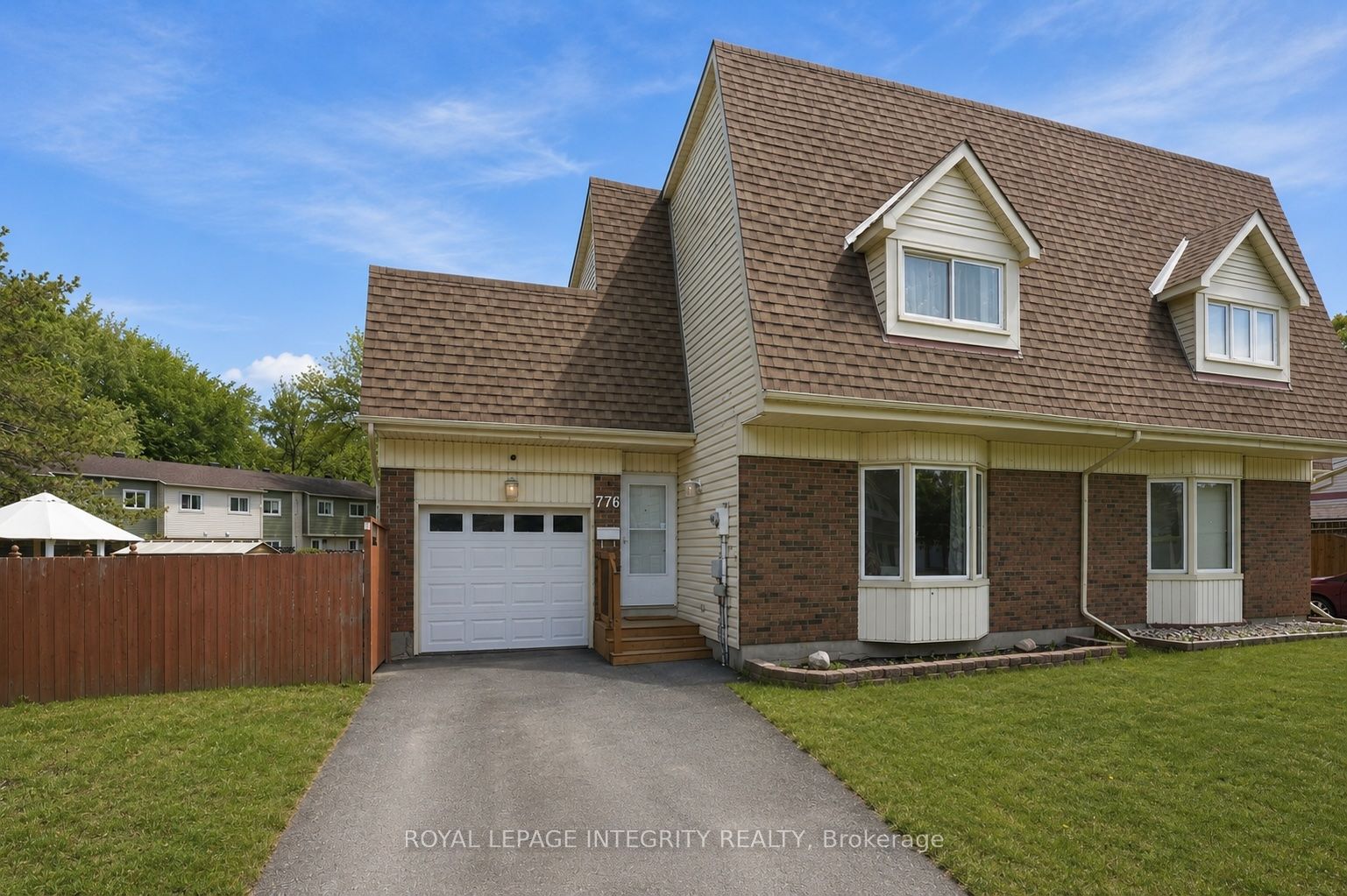 776 Vinette Crescent, Ottawa, ON, K1E 1W9 photo 2