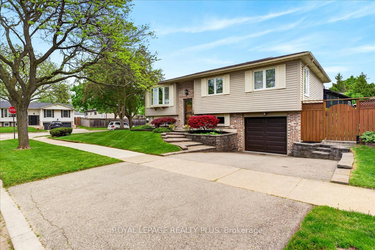 4452 Delaney Drive, Burlington, ON, L7L 5J2 photo 3