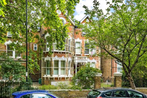 Breakspears Road, Brockley SE4