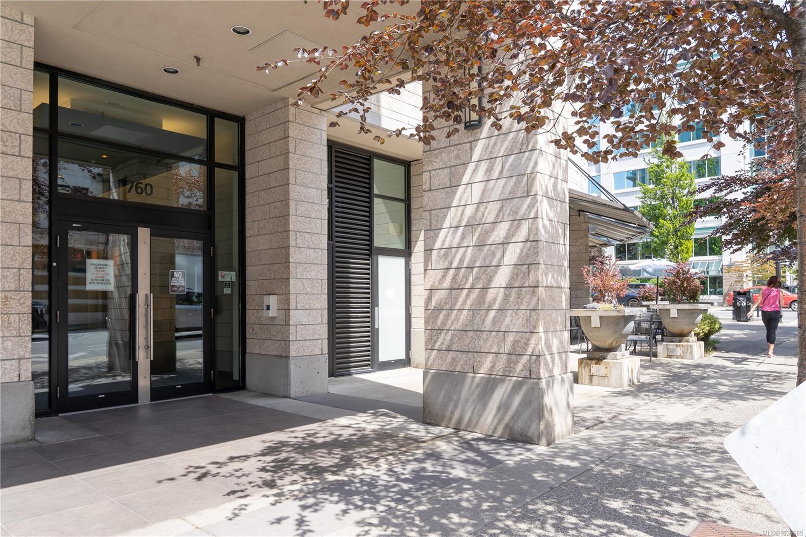 605-760 Johnson Street, Victoria, BC, V8W 1N1