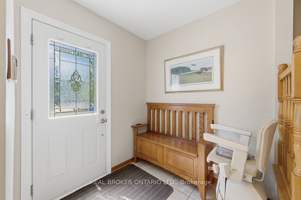 13 Beddoe Lane, Ottawa, ON, K1B 3X9 photo 4