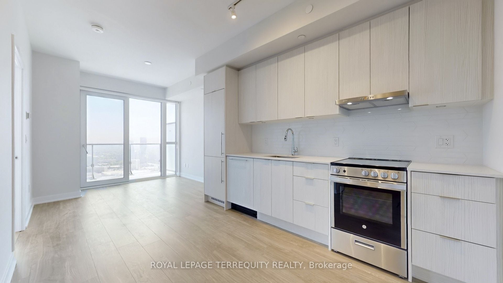 Additional image 6 of 4502-430 Square One Drive, Mississauga, ON, L5B 0L6