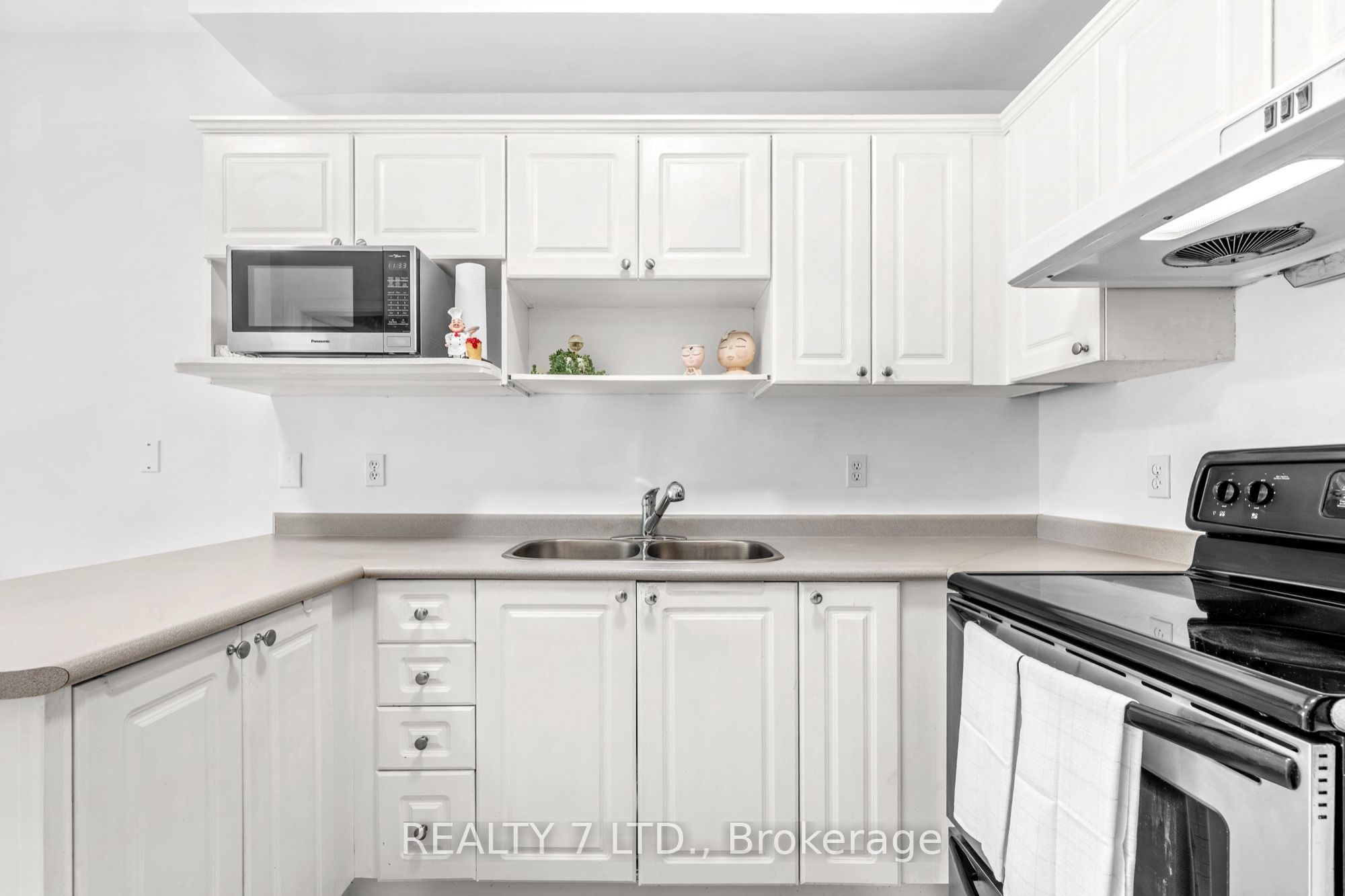 Additional image 4 of 211 Downey Circle, Aurora, ON, L4G 7E8